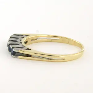 14k bicolour gouden ring bezet met saffier - ringmaat 18.75 (59) kopen? Bied vanaf 260!