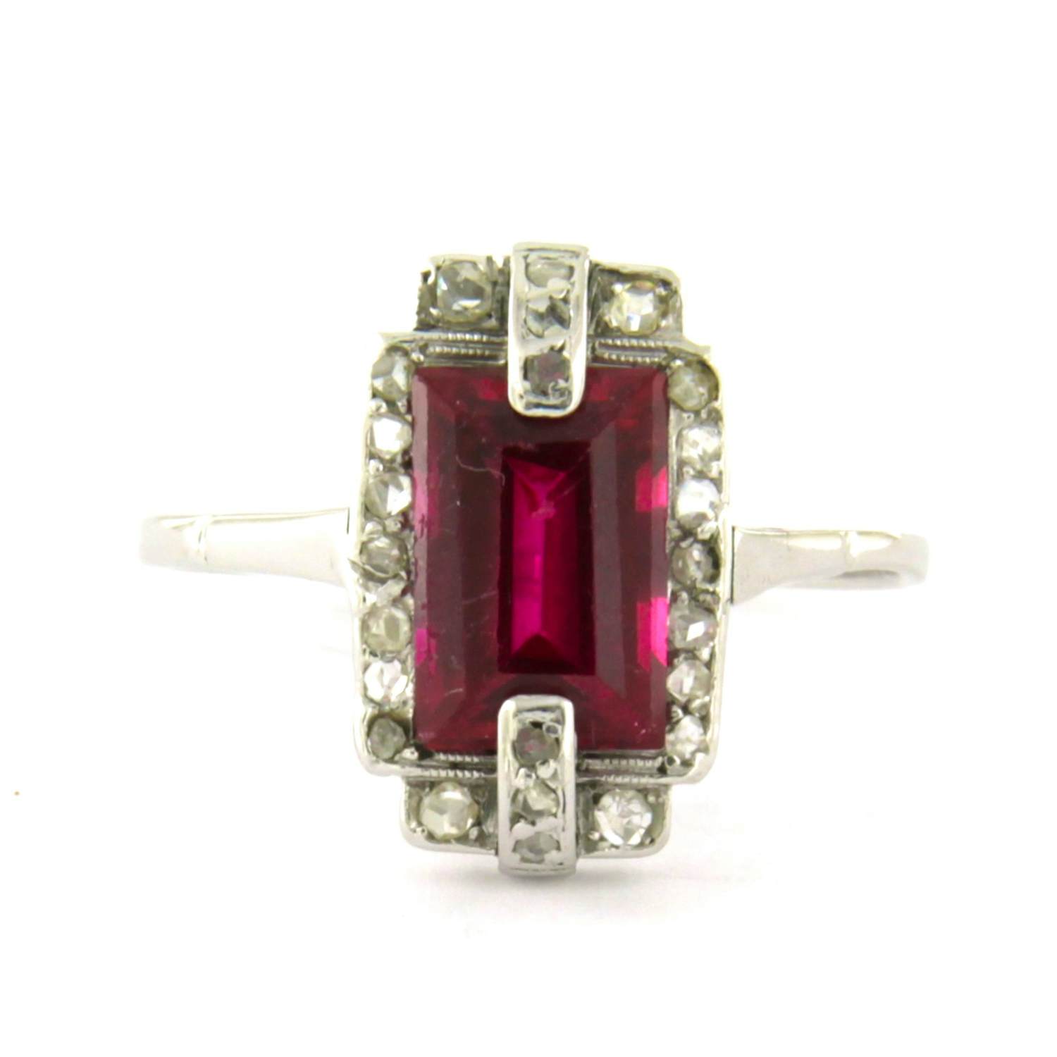 ART DECO 18k gouden ring met robijn verneuille en roos diamanten tot. 0.05ct kopen? Bied vanaf 330!