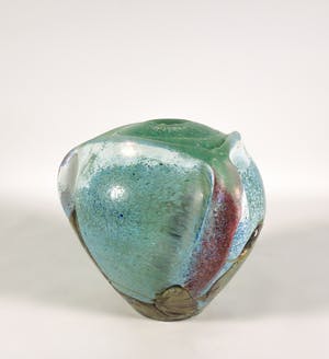 Jean Claude Novaro - Bijzondere glazen vaas met lusterglazuur kopen? Bied vanaf 200!