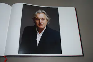 Koos Breukel - 2x Delamar-166 foto's [ Erwin Olaf, Inez v Lamsweerde, Viviane Sassen e.a.] kopen? Bied vanaf 125!