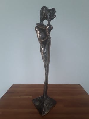 Yves Lohe - Bronzen sculptuur van Yves Lohé : "Couple amoureux" kopen? Bied vanaf 125!