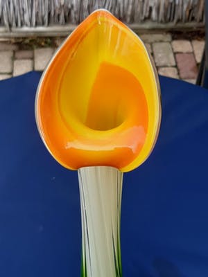 Niet of onleesbaar gesigneerd - Vaas - Aronskelk kopen? Bied vanaf 10!