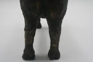 Niet of onleesbaar gesigneerd - Uitermate Prachtig Terracota Paard- Bladgoud (20e eeuw) kopen? Bied vanaf 1!