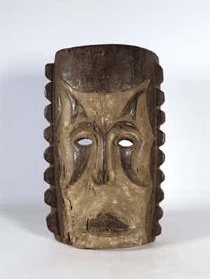 Igbo - Zeldzaam houten masker ter bezwering van de watergod verkocht voor € 35!