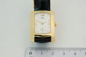 92 - Stijlvol 18Krt gouden Baume et Mercier "Hampton Milleis" polshorloge kopen? Bied vanaf 1600!