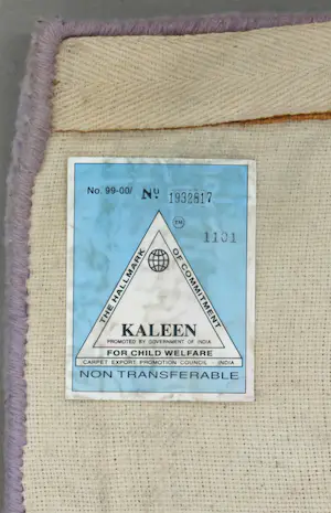 Karel Appel - Scheerwollen kleed, Stripes (Zeer groot) kopen? Bied vanaf 850!