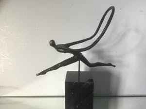 Corry Ammerlaan - Twee bronzen werken kopen? Bied vanaf 20!