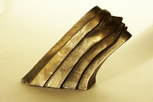 Corry Ammerlaan - Artihove Regina - bronzen sculptuur van een gezicht kopen? Bied vanaf 62!