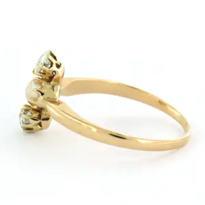 14k gouden ring bezet met parel en oud Amsterdams geslepen diamant tot. 0,30ct kopen? Bied vanaf 410!