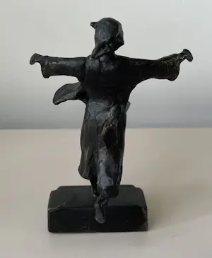 Corry Ammerlaan - Corry Ammerlaan - Bronzen beeldje “Dancing Girl” uitgegeven voor Unicef kopen? Bied vanaf 45!