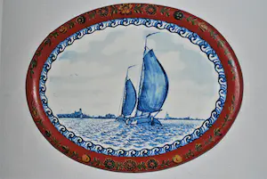 AcheterKoninklijke Tichelaar Makkum - ovalen handbeschilderde plaque met scheepjes - Hindelooper lijst? Enchérissez de 65!