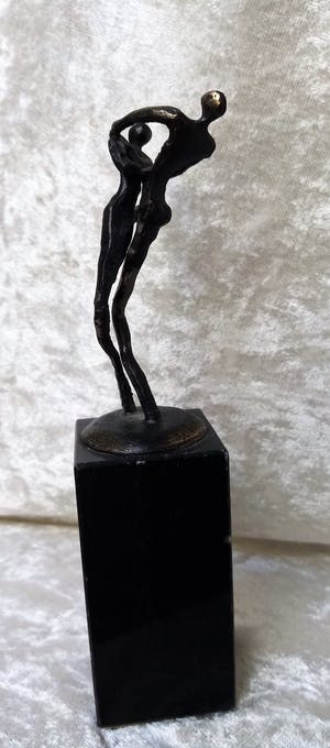 Corry Ammerlaan - sculpture 2 passievolle dansers kopen? Bied vanaf 55!