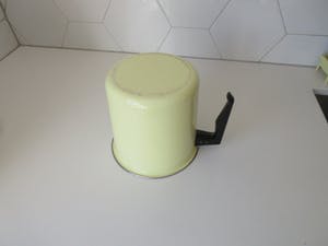 Niet of onleesbaar gesigneerd - Vintage emaille melkkoker kopen? Bied vanaf 1!