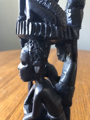 Niet of onleesbaar gesigneerd - Afrikaanse Makonde Levensboom kopen? Bied vanaf 1!