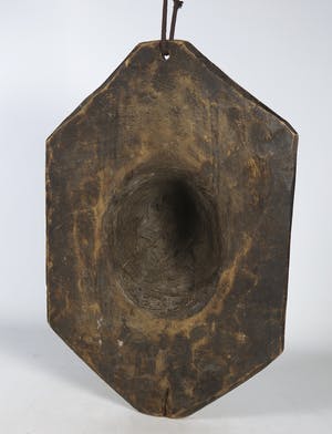 Chokwe - Houten beschermschild met masker kopen? Bied vanaf 20!