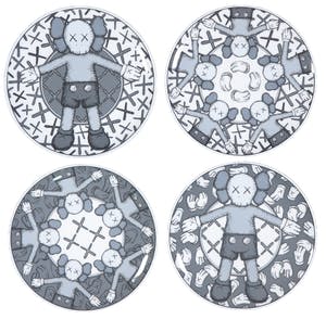 KAWS - Set van vier porseleinen borden i.s.m. National Gallery Victoria kopen? Bied vanaf 1!