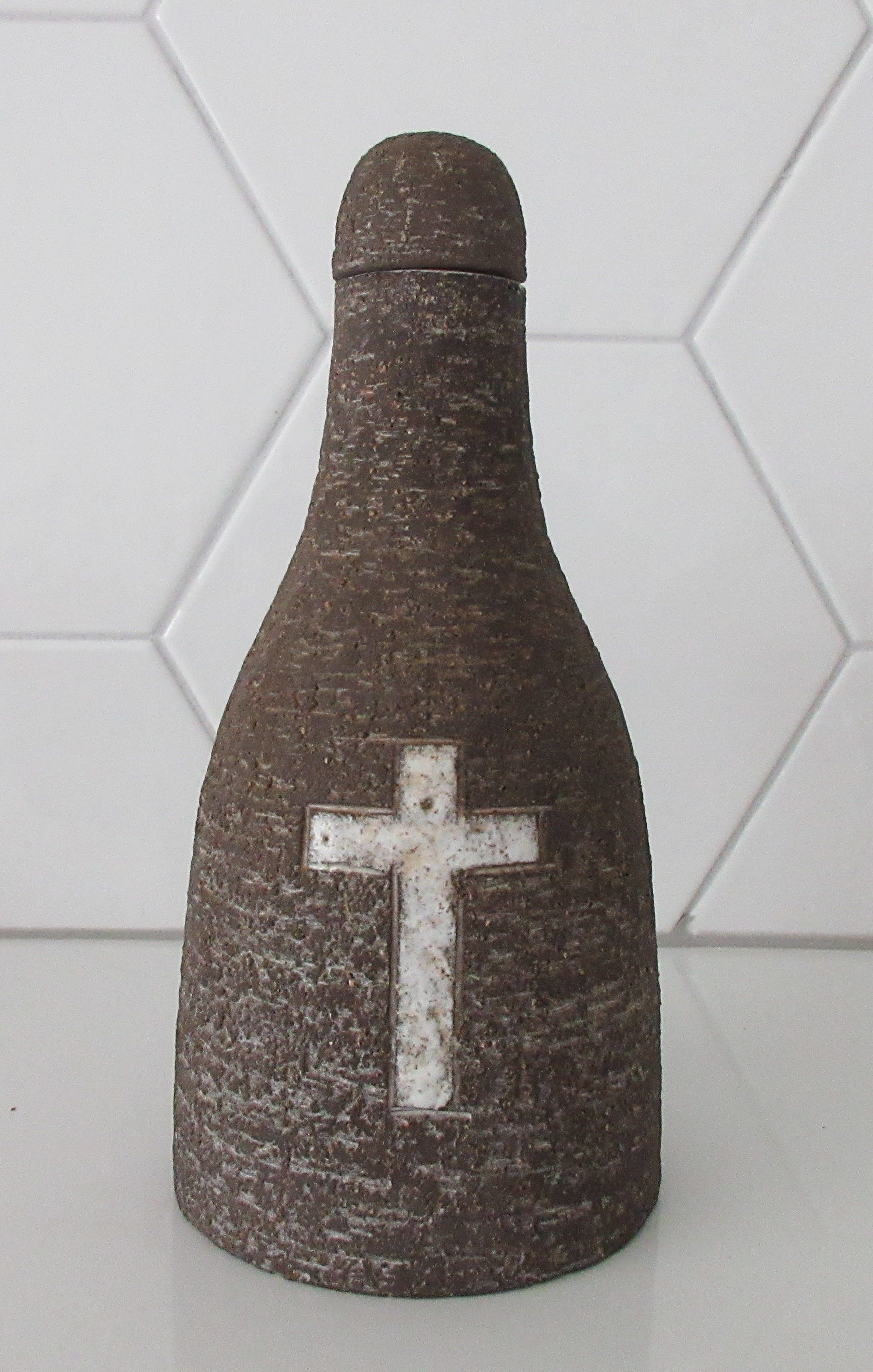 Faience- en Tegelfabriek Westraven - Leendert Blok Chanoir wijwater kruik verkocht voor € 18!
