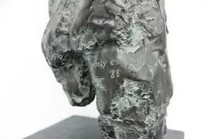 Kiny Copinga - Brons, Vrouwelijke torso in draad gewikkeld (Groot!) kopen? Bied vanaf 1400!