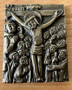 Egino Weinert - Prachtige zwaar bronzen object / penning - van de Norbertijnen abdij van Tongerl kopen? Bied vanaf 45!