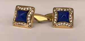 18 karaat geelgouden manchetknopen met lapis lazuli en diamanten kopen? Bied vanaf 950!