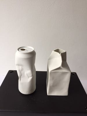 Rosenthal - Do not Litter Collection, Melkpakvaasje en Colablikje biscuit porselein kopen? Bied vanaf 55!