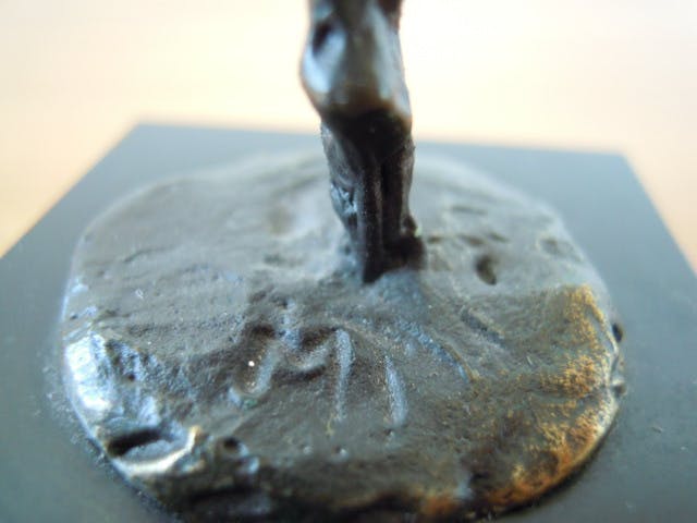 Corry Ammerlaan - Gesigneerd bronzen beeldje " BALLERINA " kopen? Bied vanaf 35!