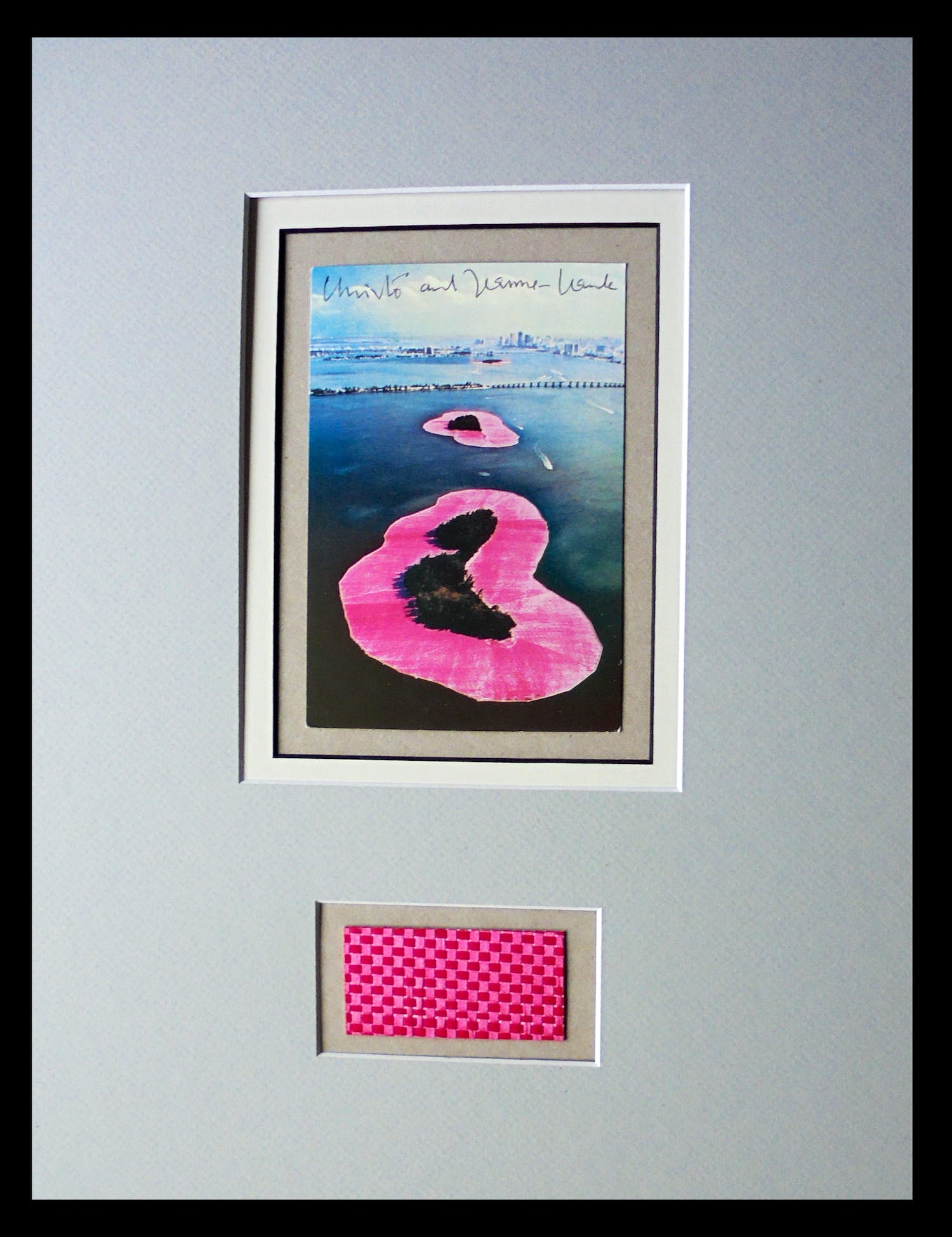 Christo - Project " Surrounded Islands " 1983 - inc. original stofmonster - handgesigneerd verkocht voor € 1!