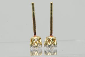 1223- Exclusieve set 18 krt geelgouden oorstekers - ca. 0.36ct diamant - gekeurd kopen? Bied vanaf 165!