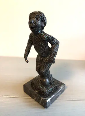 Carolein Smit - “ Jongen met voetbal “.. kopen? Bied vanaf 95!