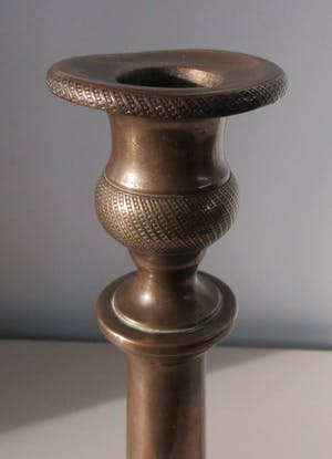 Curiosa - Antieke 19e eeuwse messing kandelaar kopen? Bied vanaf 1!