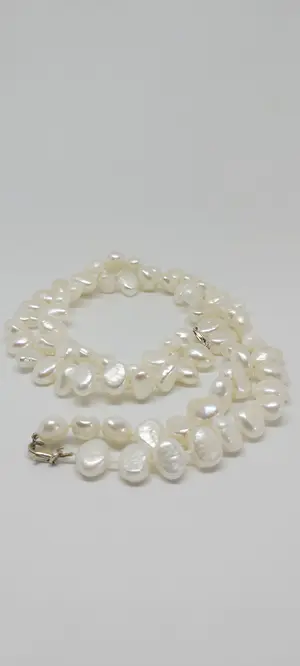 Barok Zoetwaterparel Collier Ivoorwit met dubbel zilver slotje 64cm lang kopen? Bied vanaf 65!