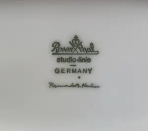 Rosamunde Nairac - Wit porseleinen "Kussen" vaas groot model uitgevoerd voor Rosenthal kopen? Bied vanaf 50!