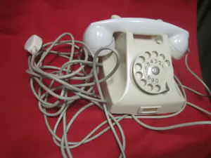 Ericsson - PTT analoge witte bakeliet telefoon Ericsson. kopen? Bied vanaf 38!