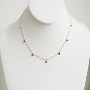 Robijnketting kopen? Bied vanaf 850!