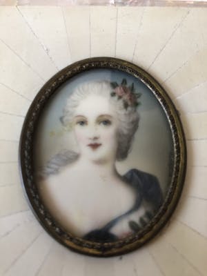 Niet of onleesbaar gesigneerd - Miniatuur schilderijtje M.Rosway van Marquise de Montesso kopen? Bied vanaf 1!