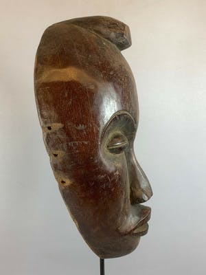 Chokwe - 210234 - Old Tribal used Chokwe mask - Congo kopen? Bied vanaf 35!