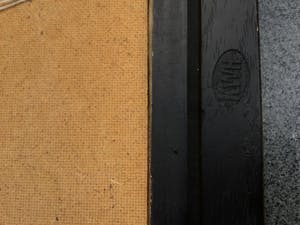 Niet of onleesbaar gesigneerd - Klompen op gematte stoel en netelse doek. kopen? Bied vanaf 1!