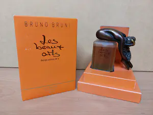 Bruno Bruni - Bronzen sculptuur FIORA op parfumfles voor LES BEAUX ARTS kaufen? Bieten Sie von 50!