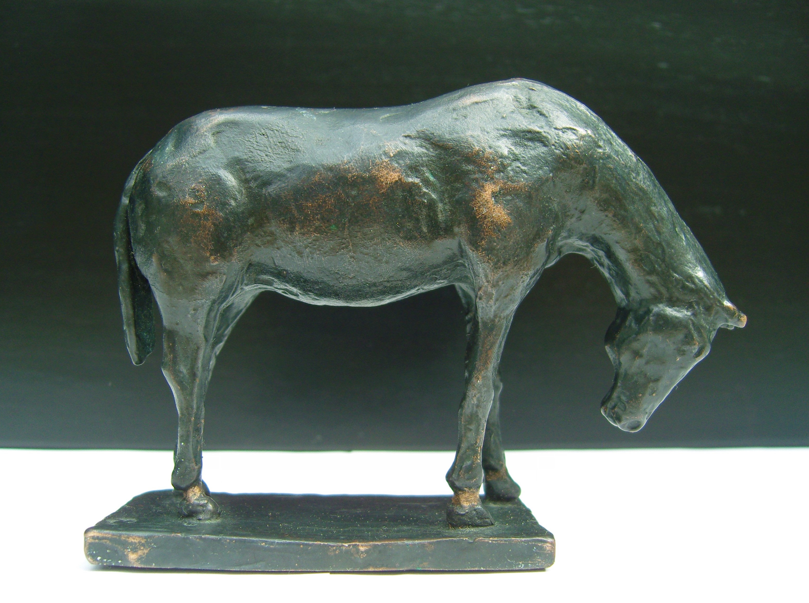 Petronella Wijnekus - Bronzen beeldje van paard kopen? Bied vanaf 150!