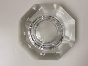 Val-Saint-Lambert - Octagonale kristallen asbak - gesigneerd kopen? Bied vanaf 20!