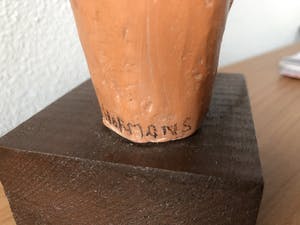 Herman Hofmans - Prachtig torso van vrouw - gesigneerd op houten voet. kopen? Bied vanaf 150!