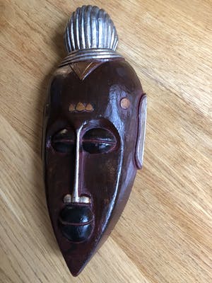 Niet of onleesbaar gesigneerd - Houten masker met de kenmerken van de Baoulé of Baule stam uit Ivoorkust kopen? Bied vanaf 1!