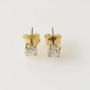 Diamanten oorknopjes kaufen? Bieten Sie von 850!