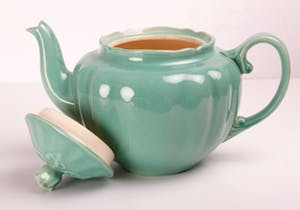 Plateelbakkerij Zuid-Holland - Groen art deco servies met floraal decor en oramentatie 1930's kopen? Bied vanaf 19!