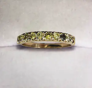 14 Karat gold mit 10 Diamanten 0,46 Karat total kopen? Bied vanaf 275!