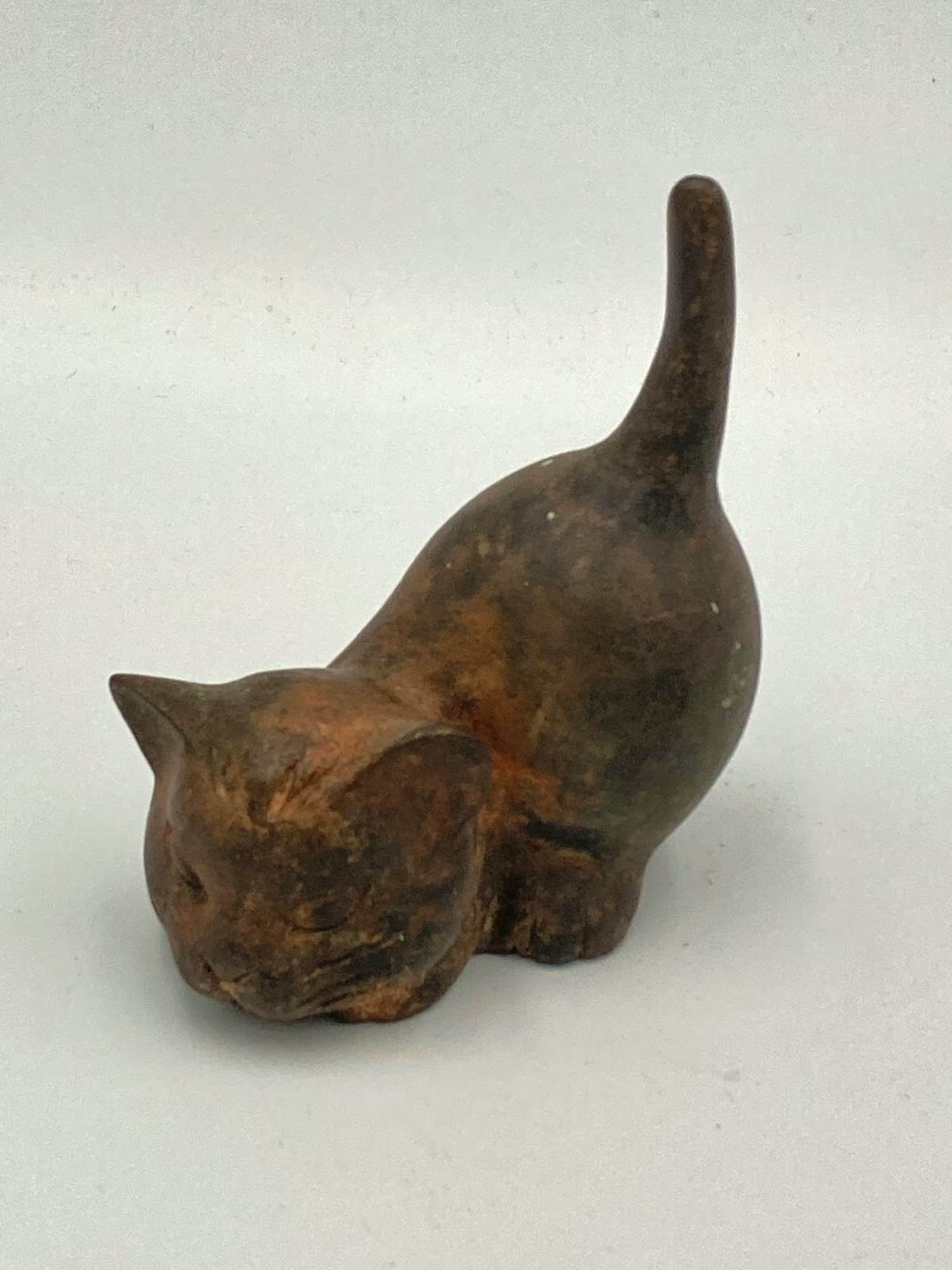 Brons (Onbekend) - Spelend katje kopen? Bied vanaf 50!