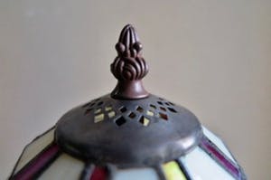 Niet of onleesbaar gesigneerd - Set Glas in lood Lampen in Tiffanystijl kopen? Bied vanaf 1!