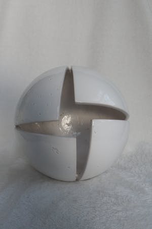 Lou Schwirtz - Bol-Object "Discrepantie". kopen? Bied vanaf 125!