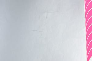 Thomas Lenk - Zeefdruk, Abstract-geometrische compositie in roze en zilver kopen? Bied vanaf 1!