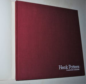 Henk Potters - Keramisch bord+Tegel+Gesign. boekwerk: 'Henk Potters, Kunstschilder en Keramist' kopen? Bied vanaf 40!